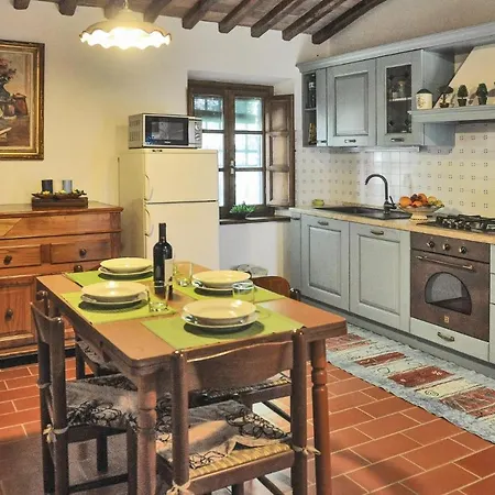 Holiday home Parsilia Santa Maria Albiano